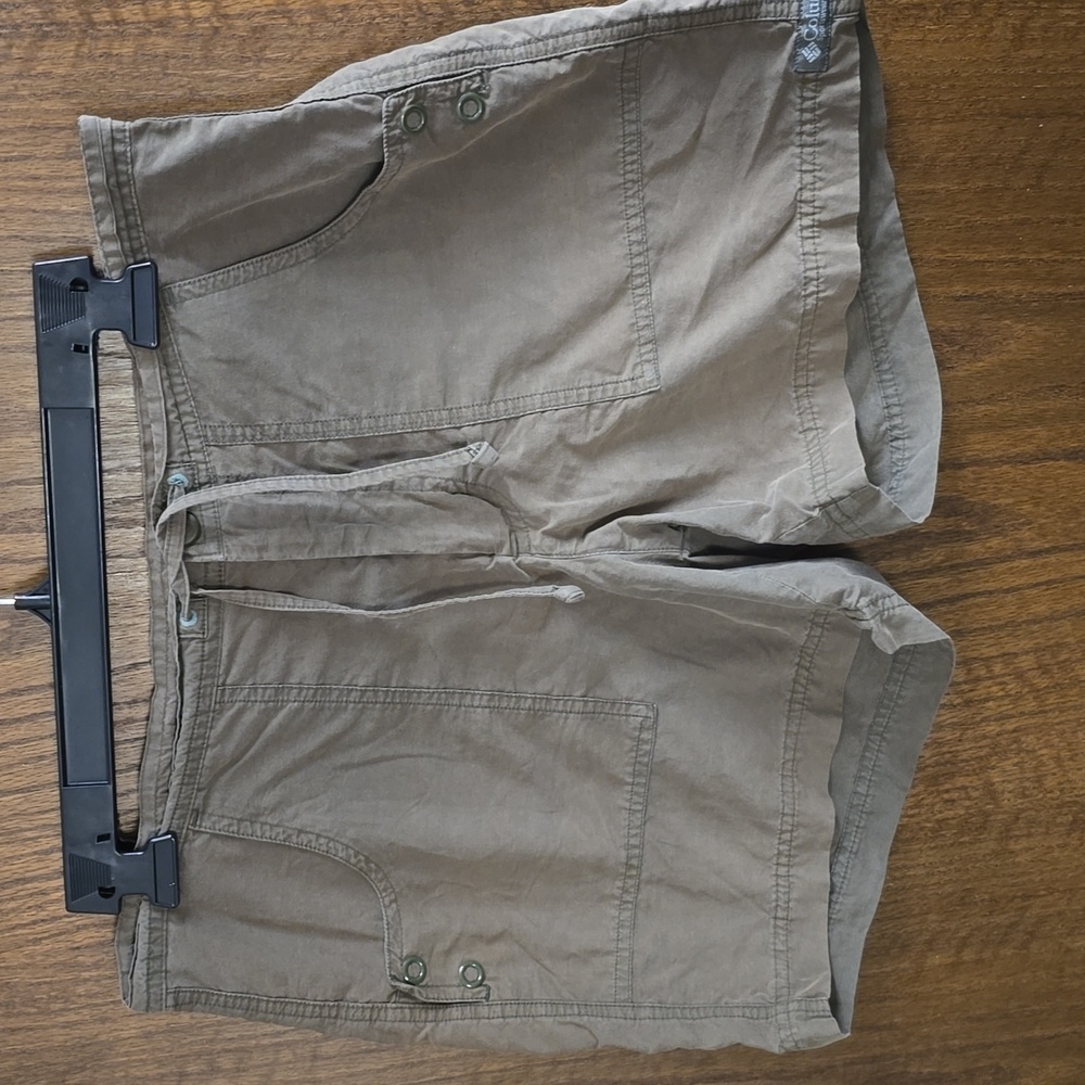 Columbia Shorts
